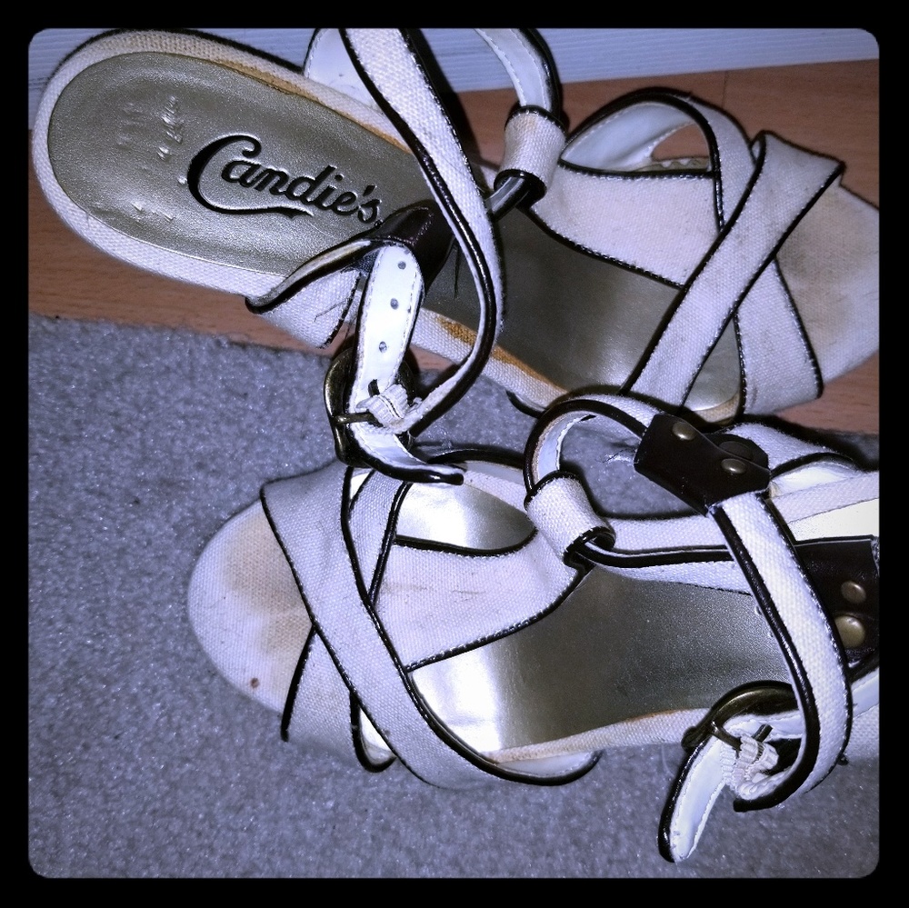 Candies T strap sandles